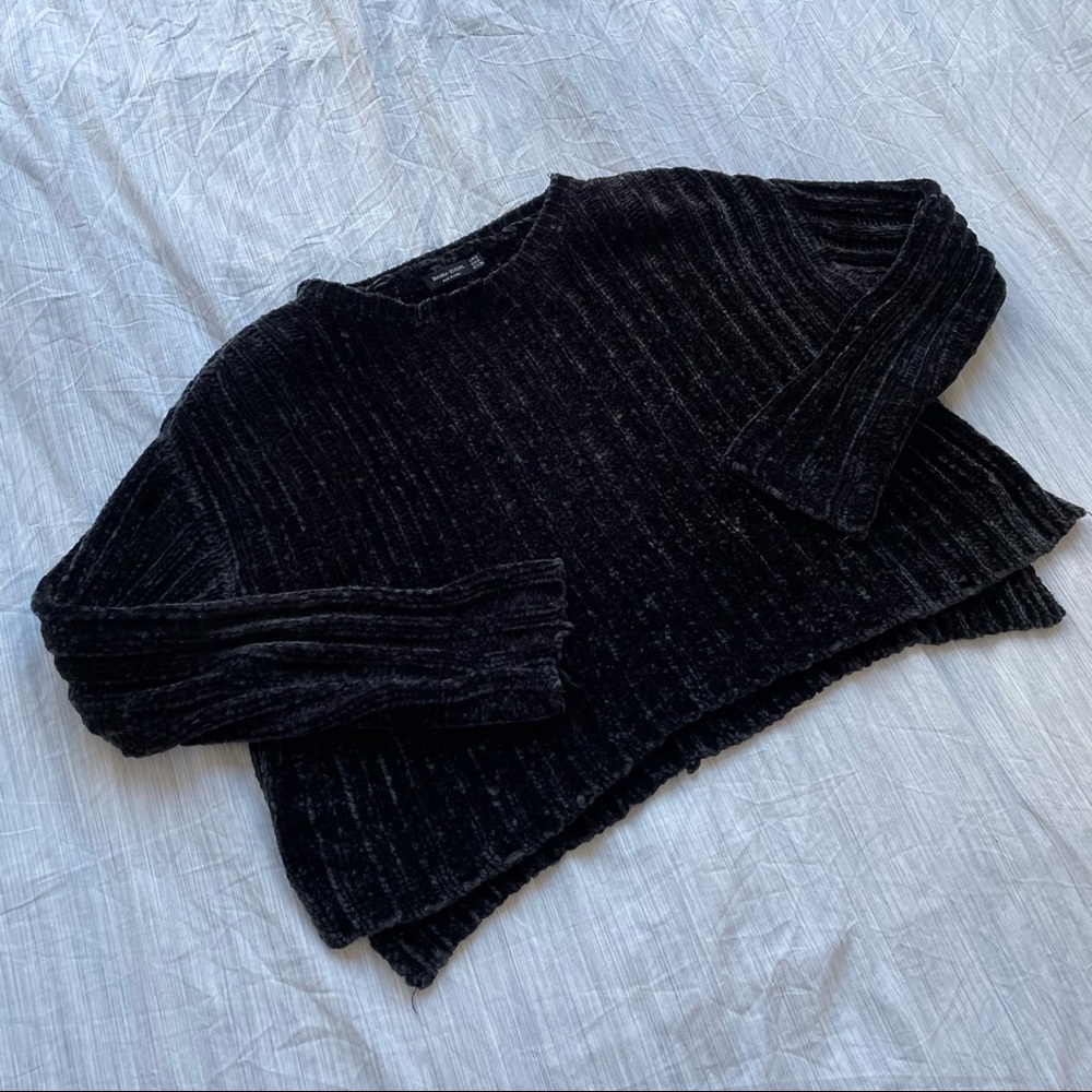 Bershka Cropped Velvet Black Sweater S